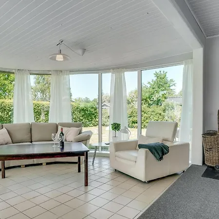 Σπίτι διακοπών 6 Bedroom Cozy In
