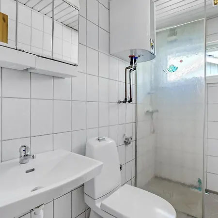 6 Bedroom Cozy In Σπίτι διακοπών *