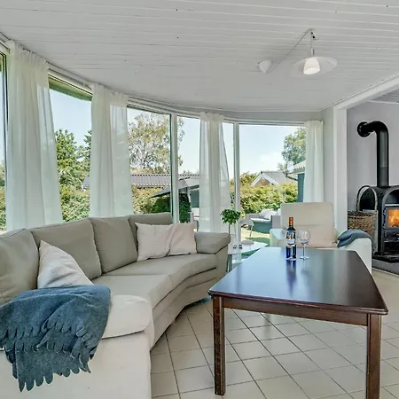 Σπίτι διακοπών 6 Bedroom Cozy In