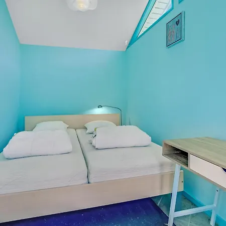Σπίτι διακοπών 6 Bedroom Cozy In