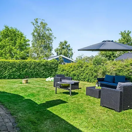 Σπίτι διακοπών 6 Bedroom Cozy In *