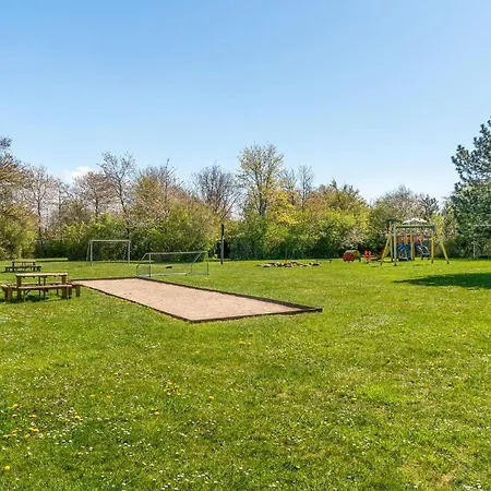 Σπίτι διακοπών 6 Bedroom Cozy In
